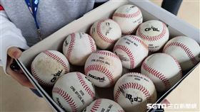 ▲台灣中華職棒2022年比賽使用球。（圖／記者蕭保祥攝影）