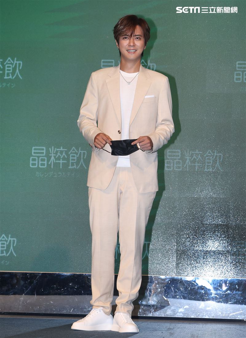 羅志祥重新出發首支代言產品。（記者邱榮吉/攝影）