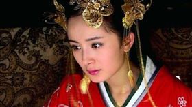 ▲楊冪。（圖／翻攝自微博）