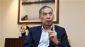 中油化危機為轉機  布局綠能加油站中油總經理兼代理董事長李順欽表示，自108年起，中油已完成4座智慧綠能加油站，分別是嘉義信義路站、台南前鋒站、桃園茄苳站、花蓮光復站；第5座將落腳新竹。中央社記者郭日曉攝 111年2月4日