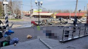 俄羅斯火箭彈攻擊烏東火車站！至少50死　染血行李散一地，圖／翻攝自facebook.com/MinistryofDefence.UA