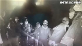 大甲媽遶境1小時，大甲橋就發生香客衝突。（圖／翻攝畫面）