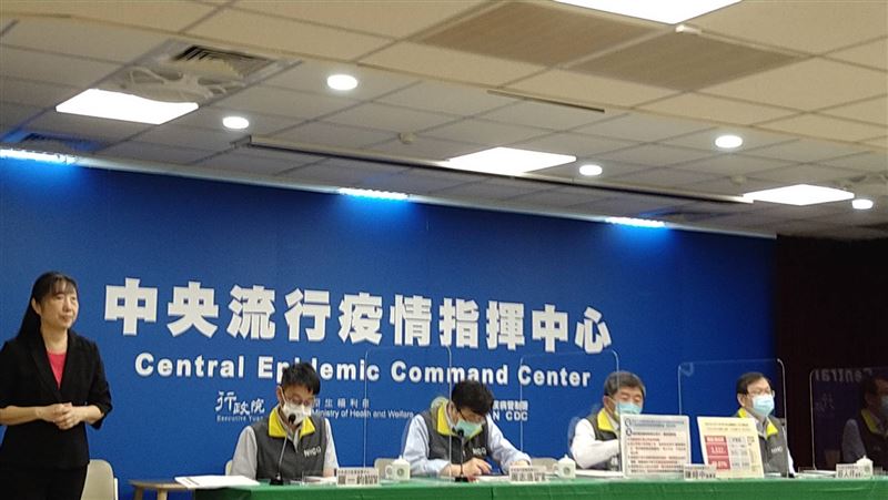 中症＋4　羅一鈞籲：打疫苗免成重症