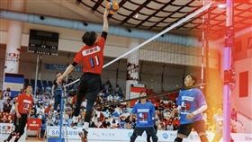 王子，紅隊。(圖／王子IG)