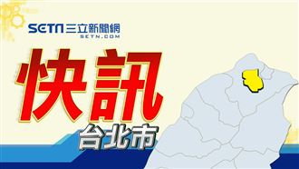 新／北市內湖水泥車翻覆！90度翻覆躺路中