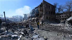 烏克蘭第聶伯羅遭到俄軍攻擊。（圖／路透社／達志影像）