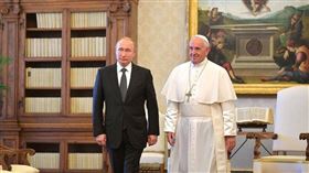 翻攝自教宗方濟各ig+澤倫斯基ig+普丁ig