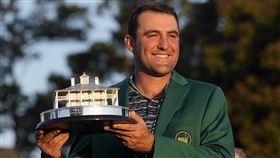 ▲舍夫勒美國名人賽稱王，生涯首批綠夾克。（圖／美聯社）