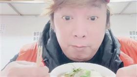 都外國人，曹西平揭台菜市場驚人現況。（圖／翻攝自曹西平的粉絲愛團臉書）