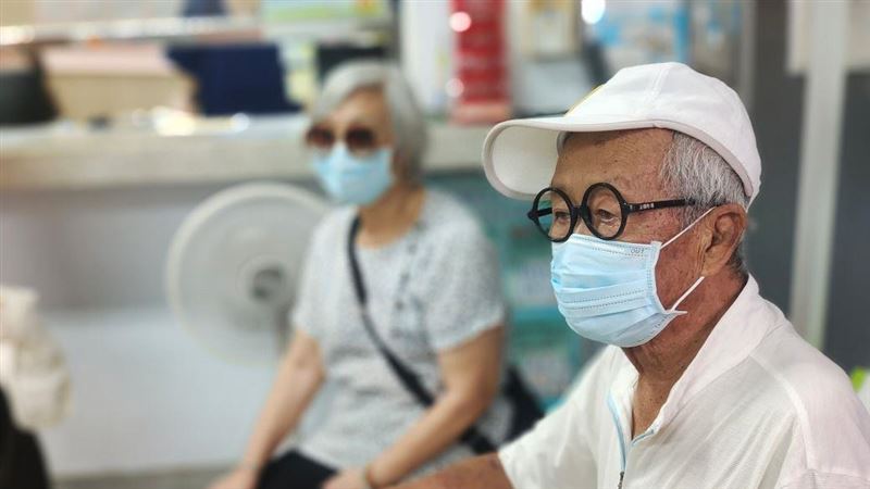 獨／藝人脫線再傳肺感染　高燒衝急診