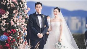 玄彬跟孫藝真夫婦完婚後，昨（11日）前往美國度蜜月，同步釋出婚禮畫面。（圖／MSteamEnt. IG）