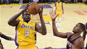 ▲「滷蛋」鄧恩（Luol Deng）和湖人的合約正式到期。（圖／美聯社／達志影像）