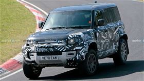 ▲Land Rover Defender SVR（圖／翻攝自motor1）