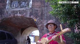 國寶月琴大師黃卻銀信手捻來「思想起～」