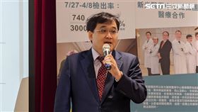 ▲新光醫院副院長洪子仁表示，今年台灣疫情跟去年5月完全不一樣，不但敵人不一樣、多數國人也都已打疫苗，因此不用像去年那麼緊張。（圖／記者戴玉翔攝影）