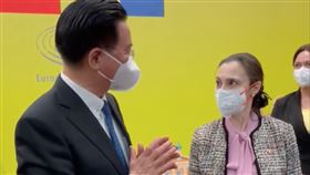 歐柏莉,外交部長,吳釗燮,IKEA,發音,YouTuber
https://www.facebook.com/watch/?v=410875450876552