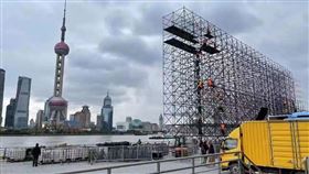 上海確診數不斷，卻傳出要辦晚會安撫民心，遭罵翻。（圖／翻攝自歲歲年年長相見吧微博）