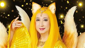 美輪明宏最新桌布（圖／翻攝自推特／@donbei_jp）