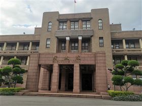 行政院外觀。（圖／記者盧素梅攝影)