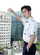 管麟三立新聞網專訪。（記者邱榮吉/攝影）