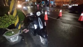 天色昏暗又下雨　無照騎士撞違規婦人