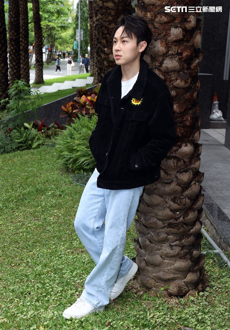 顏佑庭三立新聞網專訪。（記者邱榮吉/攝影）