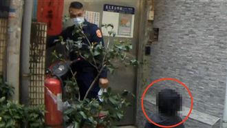 女童被反鎖！暖警救援2人超萌對話曝