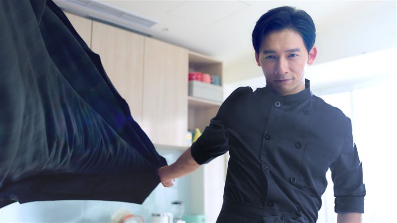 溫昇豪化身煮夫展現元本山營養黑食力