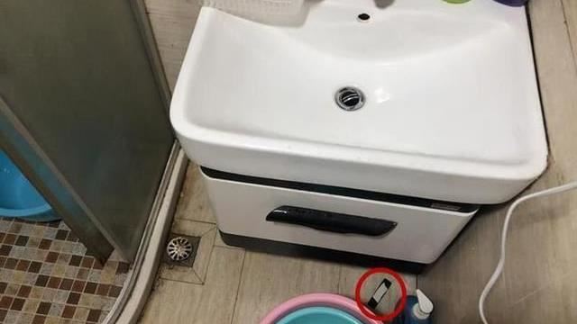 男大生針孔藏牙膏偷拍　這幾處恐也有