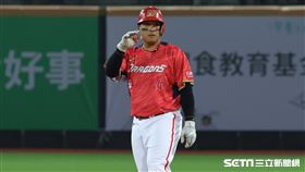 ▲味全龍捕手吉力吉撈・鞏冠。（圖／記者劉彥池攝影）