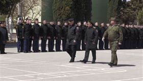 俄羅斯公布艦上士兵校閱畫面。（圖／翻攝自俄羅斯國防部推特）