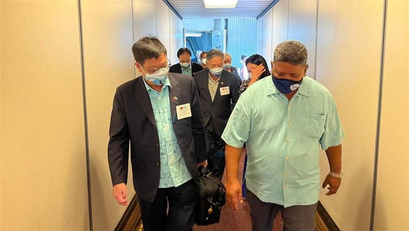 OOC代表團帛琉返台　驗出4人確診