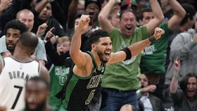 ▲泰坦零秒上籃絕殺，率綠衫軍以115：114氣走籃網。（圖／美聯社／達志影像）