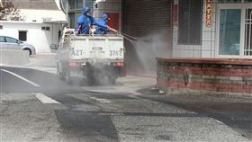 澎湖出現確診者  全面加強環境清消（1）澎湖縣政府發言人陳其育16日表示，澎湖出現首例COVID-19確診案例，是一名40多歲女性，縣府在接獲三總確診通報後，衛生局與環保局等全力展開疫調與清消作業。（澎湖縣政府提供）中央社  111年4月16日