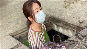 楊小黎在《船到橋頭不會直》飾演為了還債而選里長的角色。（圖／客台提供）