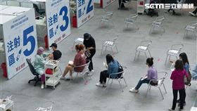 北市科教館疫苗接種站(記者陳弋攝影)