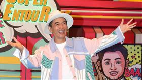 天王吳宗憲和女兒sandy（吳姍儒）合體錄綜藝節目「小明星大跟班」。（記者邱榮吉/攝影）