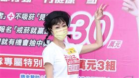 陳淑麗、李㼈和唐玲出席司機戒菸抗疫記者會 。（圖／記者邱榮吉攝影）