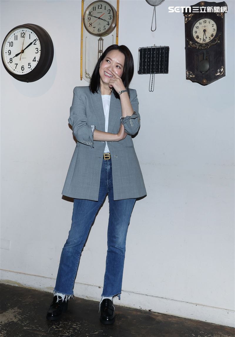 三立「我們回家吧2」曾寶儀媒體聯訪，節目甘苦談。（記者邱榮吉/攝影）