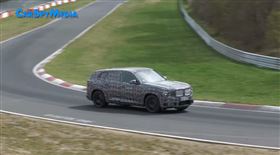 ▲BMW XM（圖／翻攝自CarSpyMedia YT）