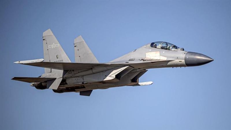 11共機侵我空域　2轟六長距折返跑
