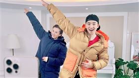 劉耕宏直播健身。（圖／翻攝自微博）