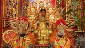 ▲輪祀以「角」或「角頭」為單位，以一年為期，將主祭神迎奉於各角頭爐主家中。（圖／相關單位提供）