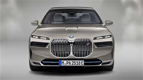 ▲BMW i7電動豪華房車。（圖／翻攝BMW網站）