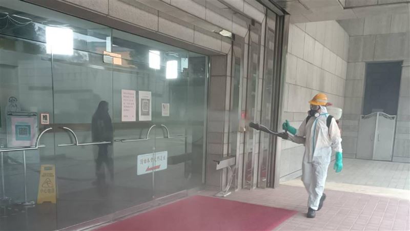重症醫：之後沒人想瞭解，誰確診了沒