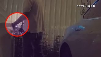 疑為插隊硬拔充電樁　車主：很不可取