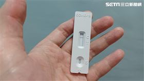 快篩(記者陳弋攝影)