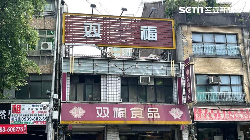 阿嬤牽孫向麵包店鞠躬　真相惹哭萬人