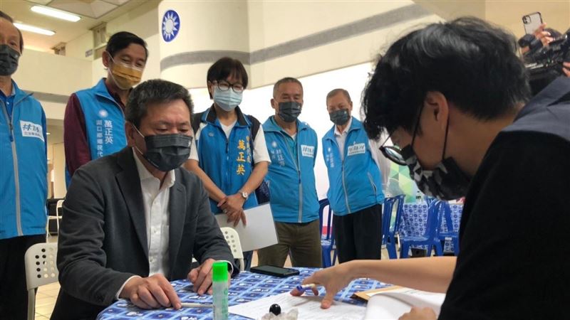林為洲完成登記！爭黨內竹北市長提名