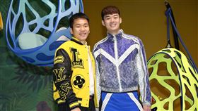 王齊麟和李洋出席路易威《2022 Objets Nomades展覽》。（圖／記者楊澍攝影）